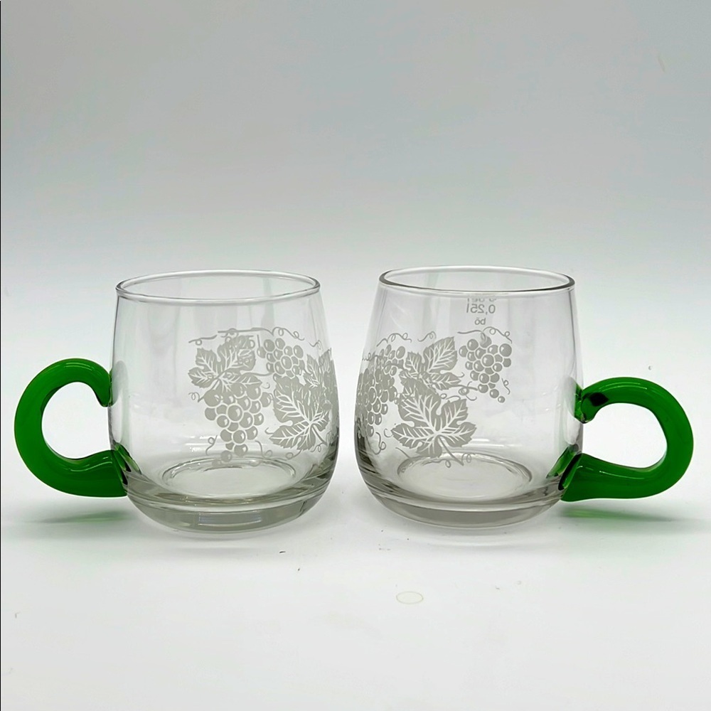 Vintage Etched Grape and Leaf Decorative Green-Handle Drinking Mugs (Set of 2)